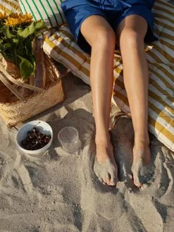 Broste Copenhagen Franca Strandkussen Geel - 71210301 -TEXTIEL Winkel broste copenhagen franca strandkussen geel 7121030 3