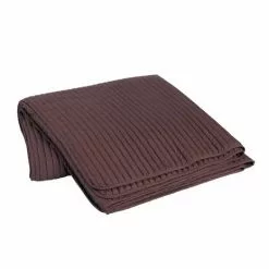 Broste Copenhagen Sena Bedsprei Aubergine - 240x260cm -TEXTIEL Winkel broste copenhagen sena bedsprei aubergine 240x260c 1