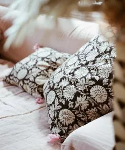 Doing Goods Botanical Kussen Small - 1.40.10.015.008.3 -TEXTIEL Winkel doing goods botanical kussen small 140100150083 3