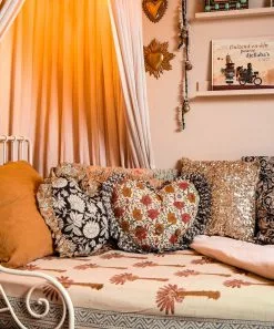 Doing Goods Evy Heart Kussen - 1.40.10.050.099.3 -TEXTIEL Winkel doing goods evy heart kussen 140100500993 2