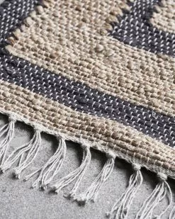 House Doctor Leah Vloerkleed 90x60cm - 262110217 -TEXTIEL Winkel house doctor leah vloerkleed 90x60cm 262110217 2