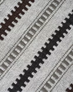 House Doctor Terra Vloerkleed Lichtgrijs 200x90cm - 205085001 -TEXTIEL Winkel house doctor terra vloerkleed lichtgrijs 200x90cm 1