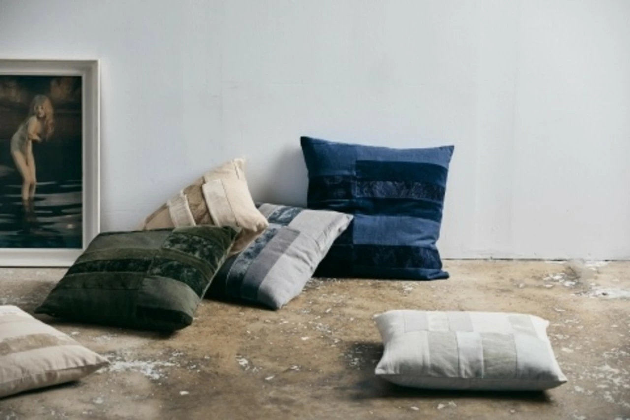 Nordal Capella Kussen Incl Vulling - Lichtbruin 4 Nordal Capella Kussen Incl Vulling - Lichtbruin - Afbeelding 2