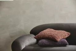 Nordal Lyra Kussen Incl Vulling Small - Burgundy -TEXTIEL Winkel nordal lyra kussen incl vulling small burgundy 2